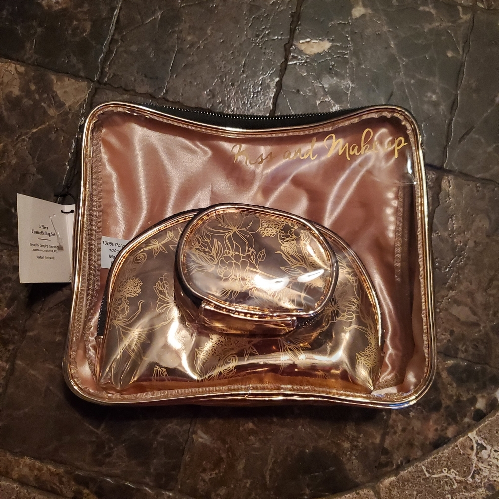 Kiss and Makeup 3 piece Cosmetic Bag Set NWT